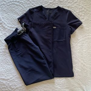 Figs one pocket scrub top and Livingston scrub pants
